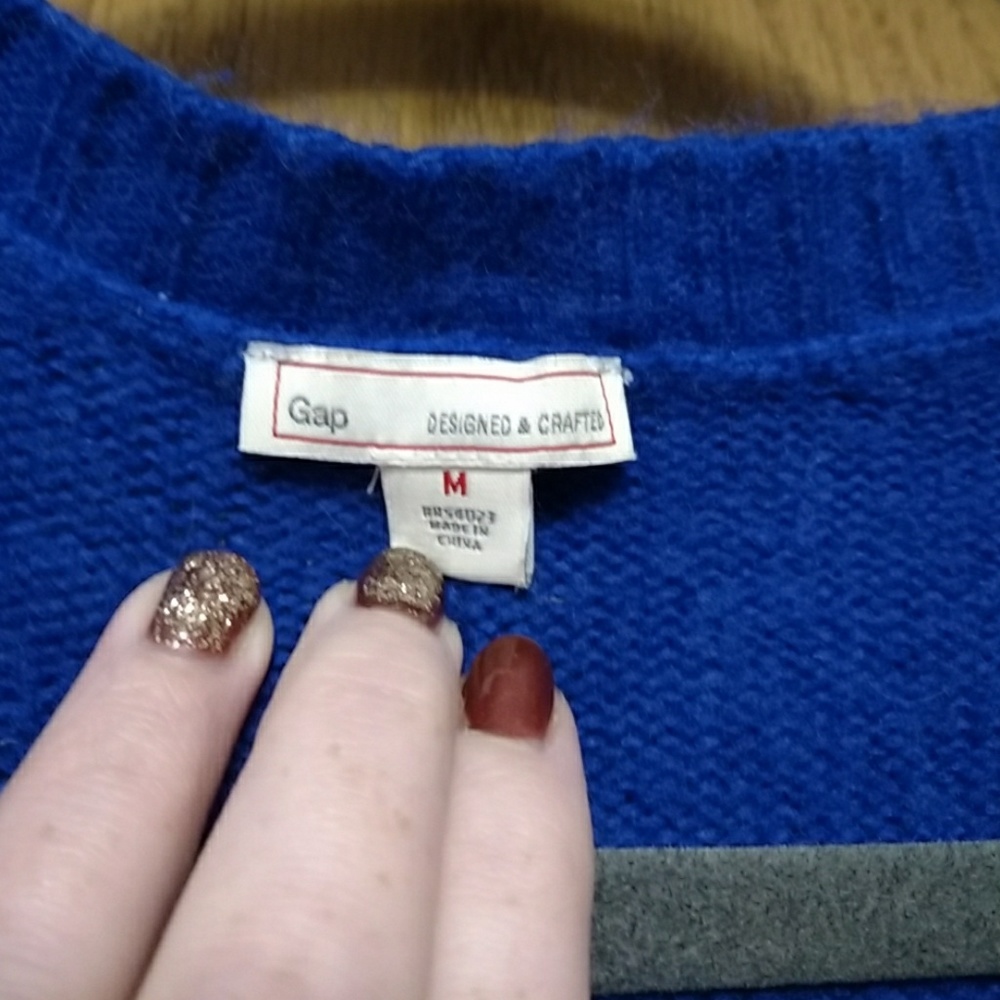 Gap sweater - Picture 2 of 3